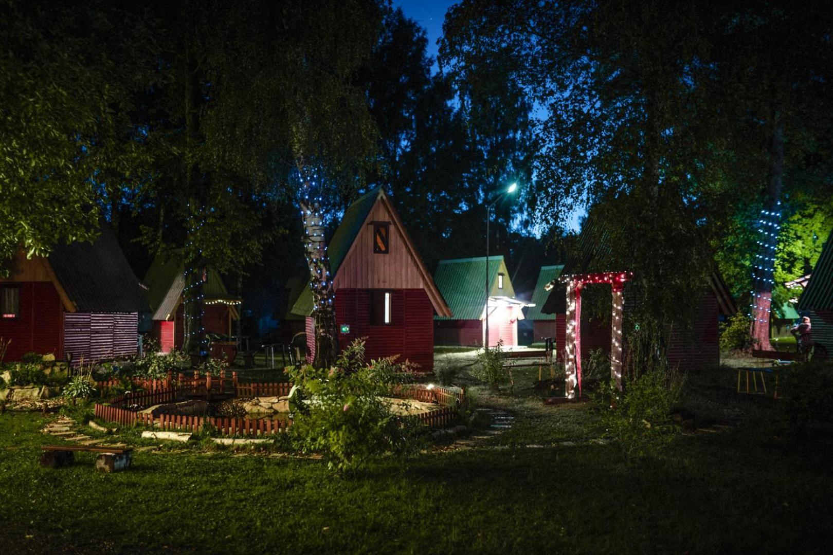 Kemp Sluníčko Hotel Doksy  Bagian luar foto